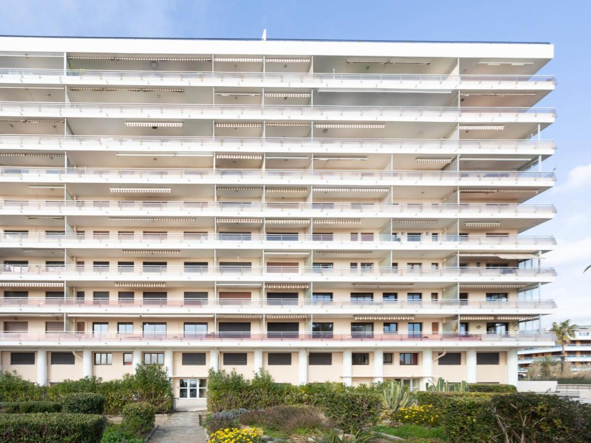 Apartment Le Grand Large-3 By Interhome Le Lavandou Dış mekan fotoğraf