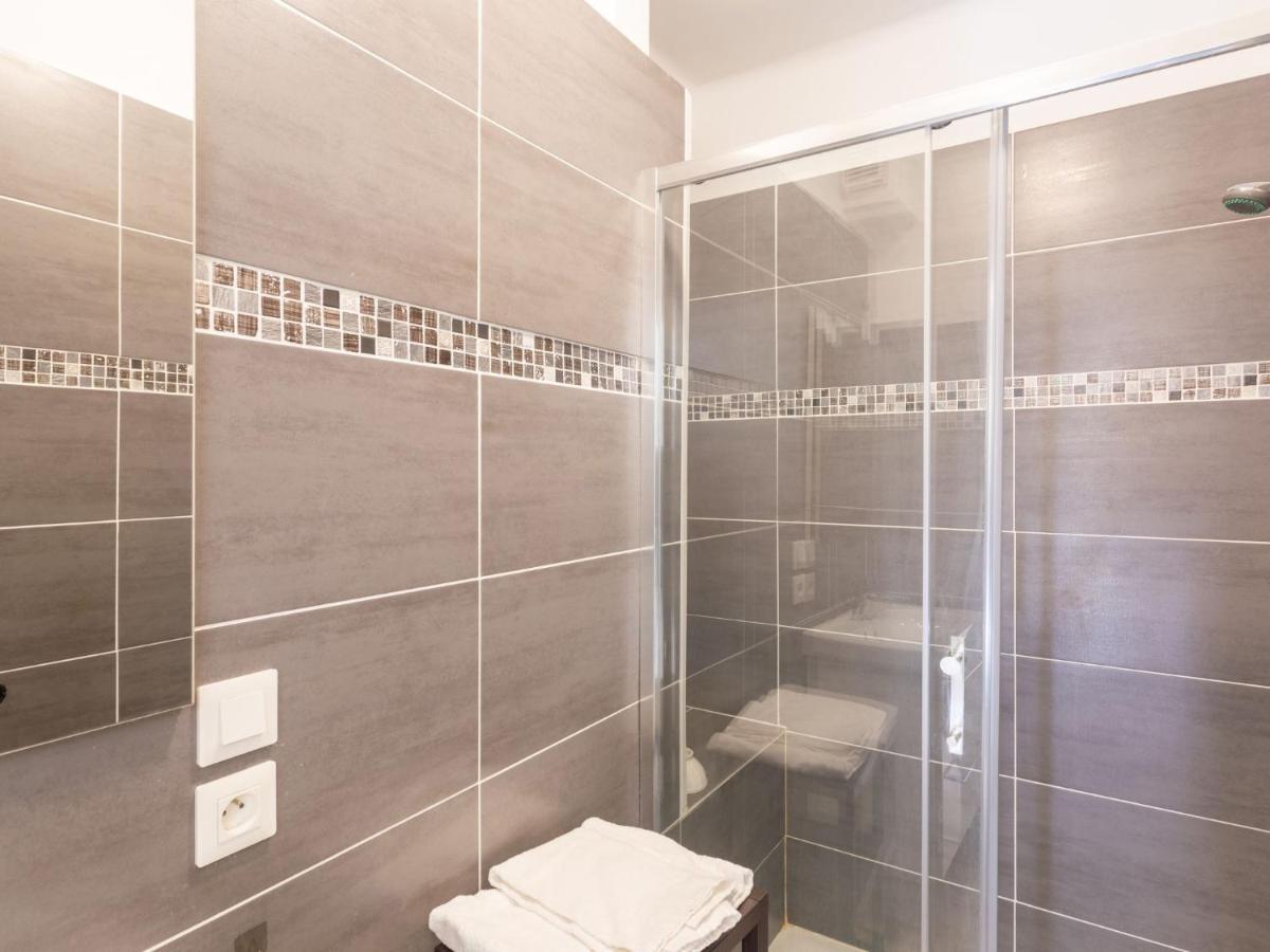 Apartment Le Grand Large-3 By Interhome Le Lavandou Dış mekan fotoğraf